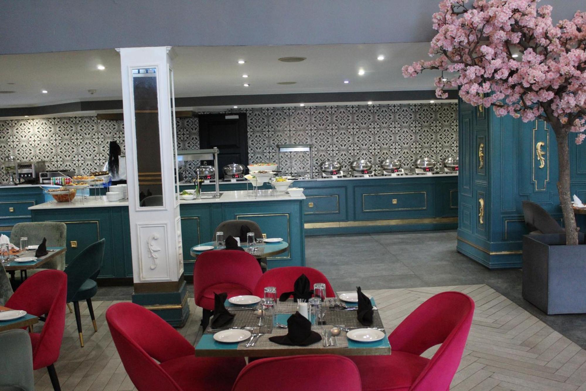 Happy Valley Hotel And Casino Ezulwini Bagian luar foto