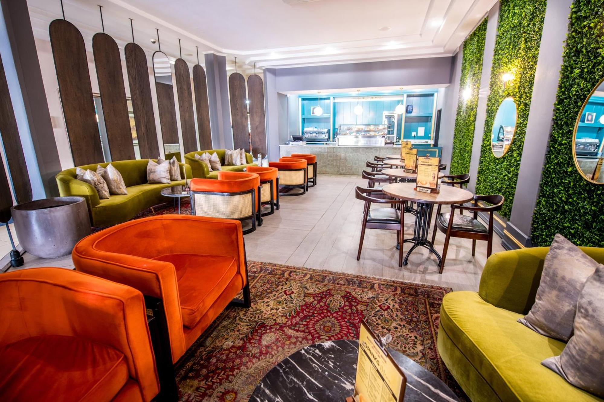 Happy Valley Hotel And Casino Ezulwini Bagian luar foto
