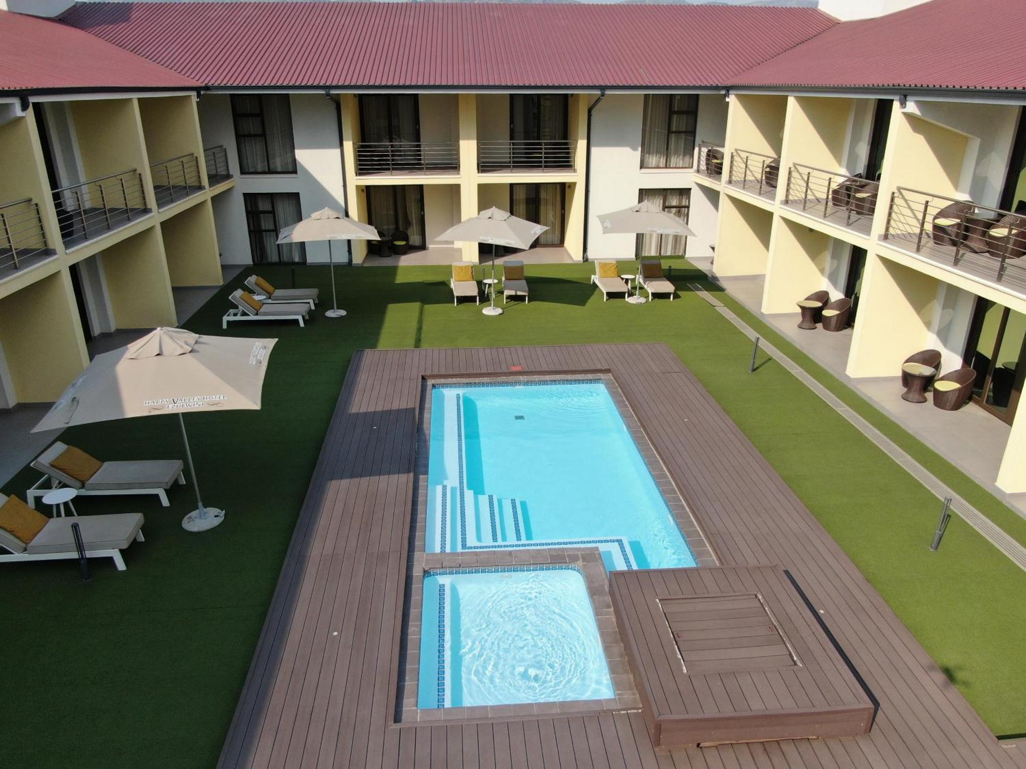 Happy Valley Hotel And Casino Ezulwini Bagian luar foto